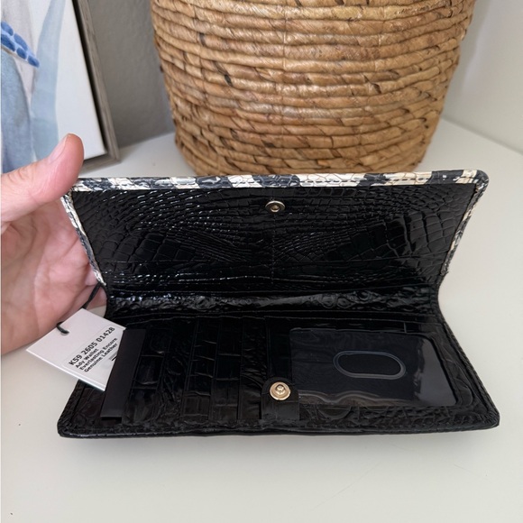 NWTšBrahmin Ady Wallet Everlasting
Encore Melbourne Leather - Picture 4 of 6